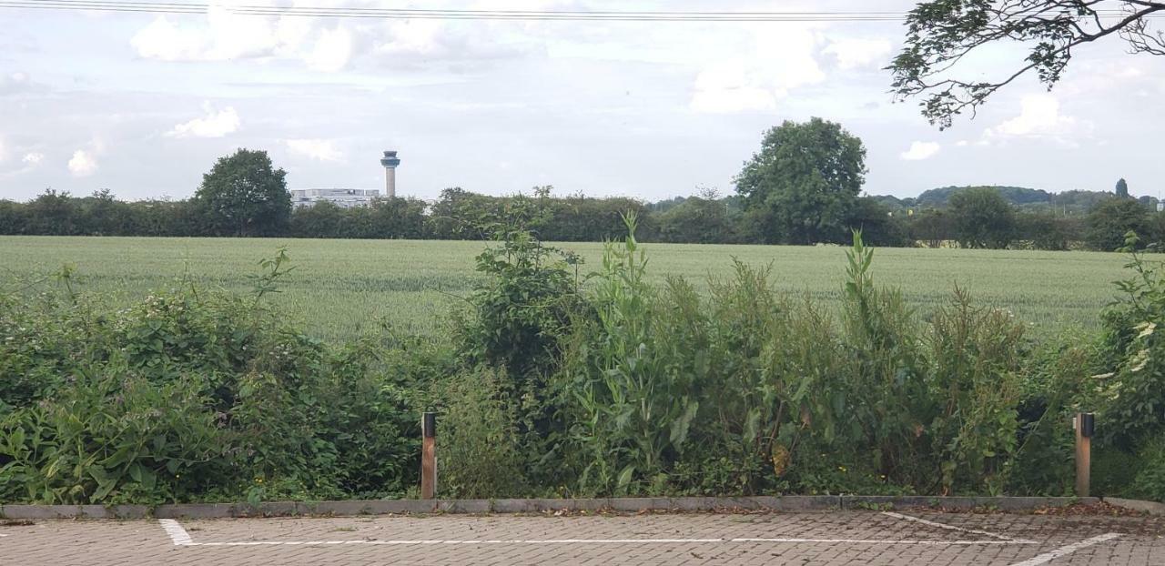 Stansted Airport Lodge Takeley Eksteriør bilde