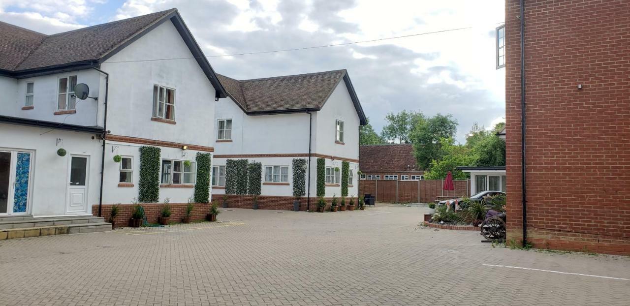 Stansted Airport Lodge Takeley Eksteriør bilde
